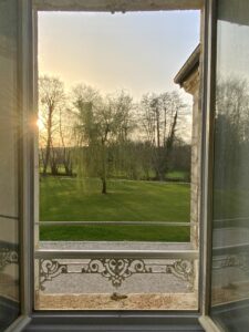 Chambre verte - vue par la fenêtre