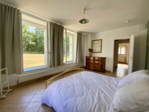 Chambre rez de chaussée sur le parc